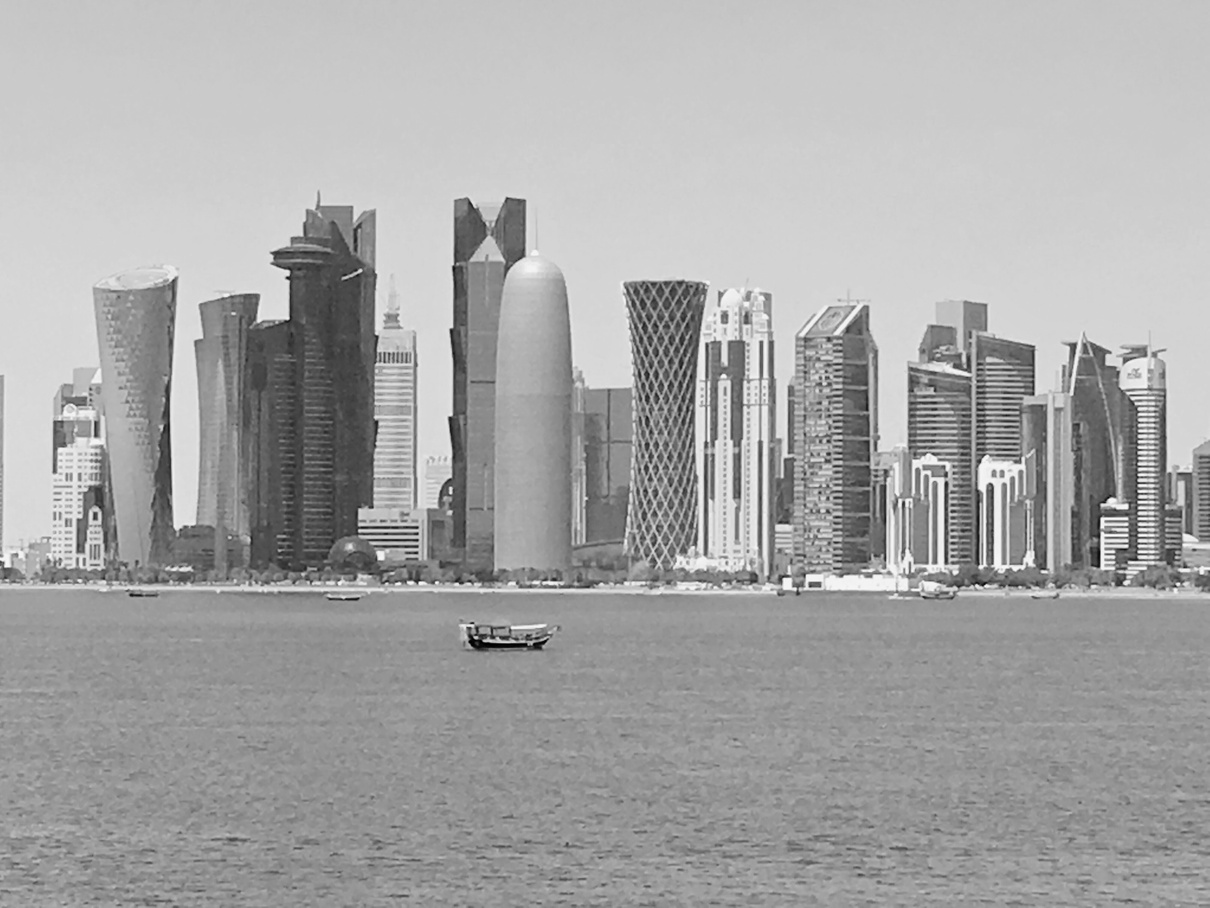 a black and white photo of a Qatar city skyline.

Travel Planner 
3Day Trip Plan
Photography