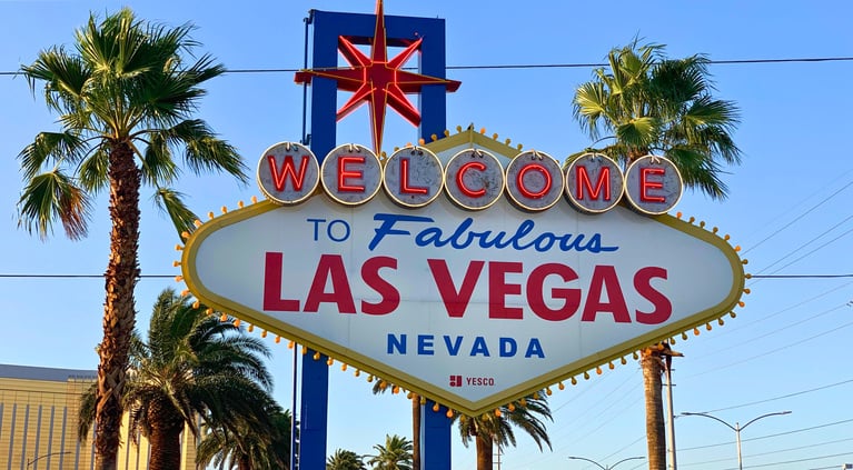 a welcome sign for Las Vegas, Nevada, with palm trees in the background.

USA Trip; Travel Planner; 3Day Trip Plan; Photography